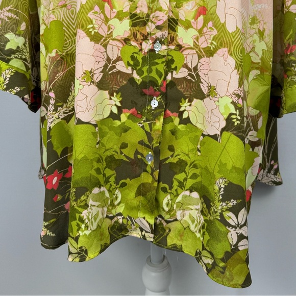 Rose & Olive Nature Inspired Women’s Button Up Tunic Blouse Lightweight Size 2X - Picture 3 of 10